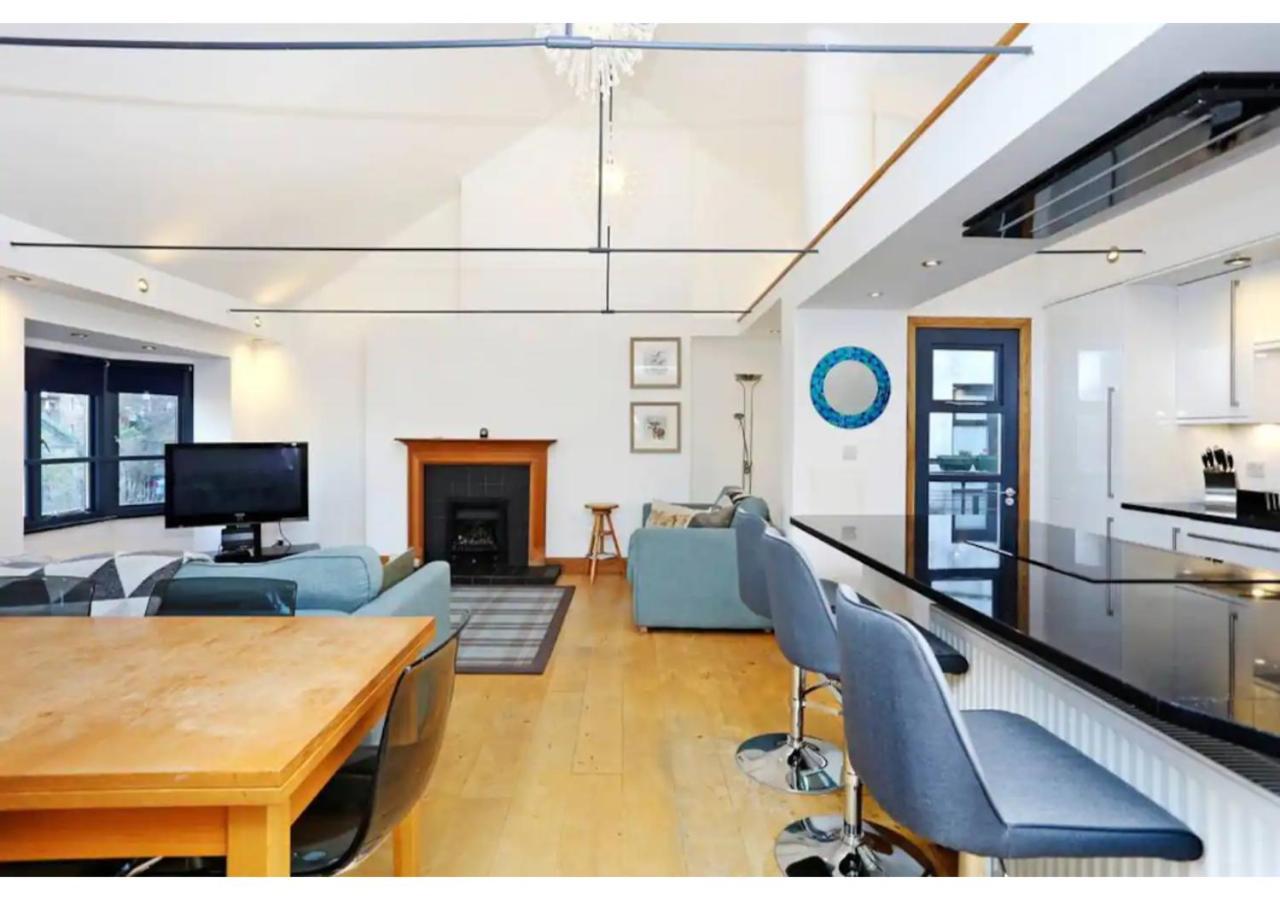 Altido Cosy 2-Bed Apt In The Old Town With Mezzanine Leilighet Edinburgh Eksteriør bilde