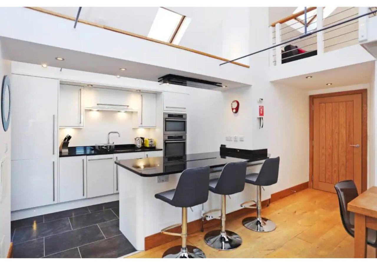 Altido Cosy 2-Bed Apt In The Old Town With Mezzanine Leilighet Edinburgh Eksteriør bilde